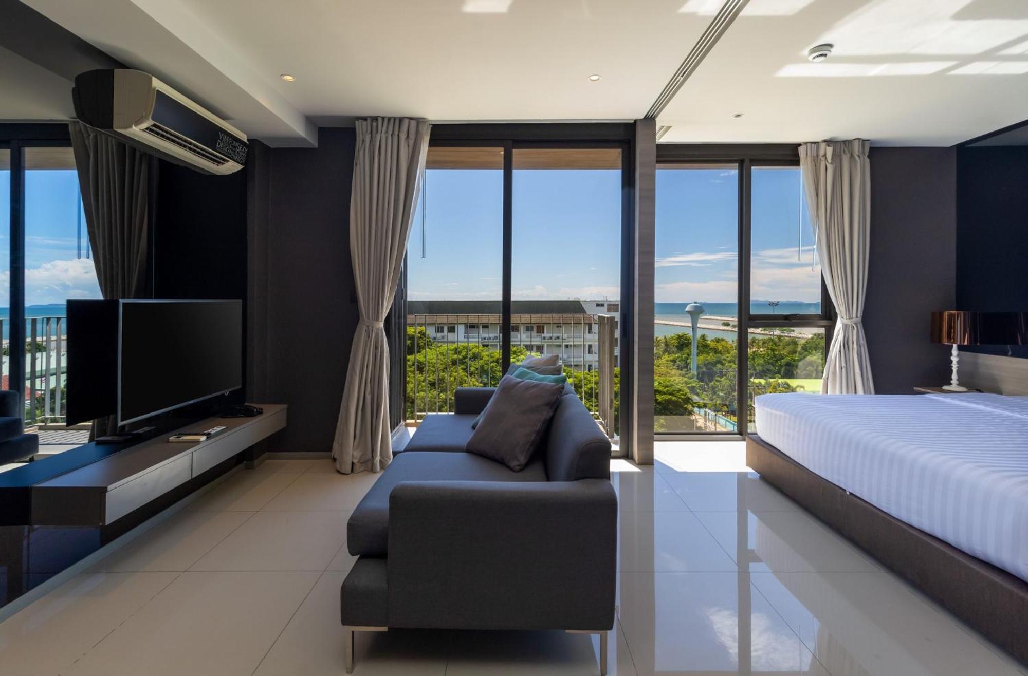 Cross Vibe Pattaya Seaphere Na Chom Thian Exteriör bild